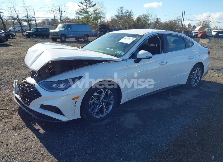 Photo 2 of 2022 Hyundai Sonata SEL (VIN KMHL64JA2NA238603)