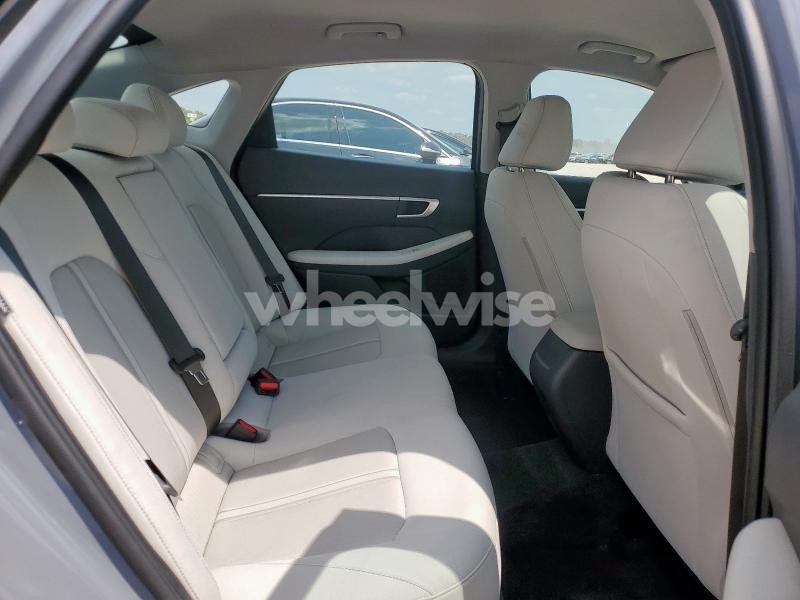 2024 HYUNDAI SONATA SEL (VIN KMHL64JA2RA376356) main photo