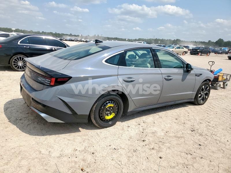 Photo 2 of 2024 HYUNDAI SONATA SEL (VIN KMHL64JA2RA376356)