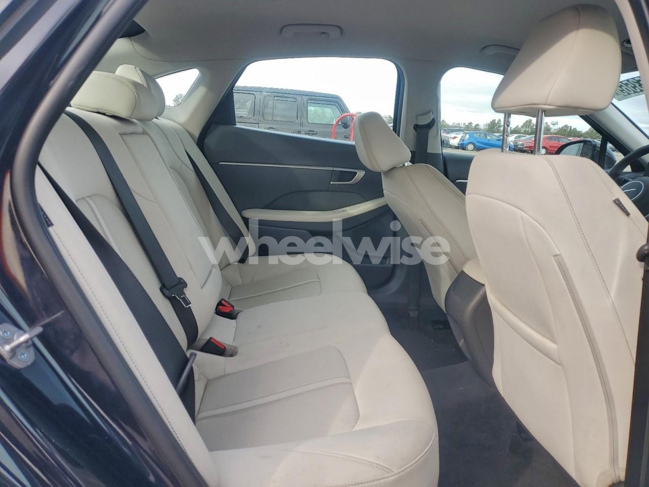 Photo 10 of 2025 HYUNDAI SONATA SEL (VIN KMHL64JA2SA462126)