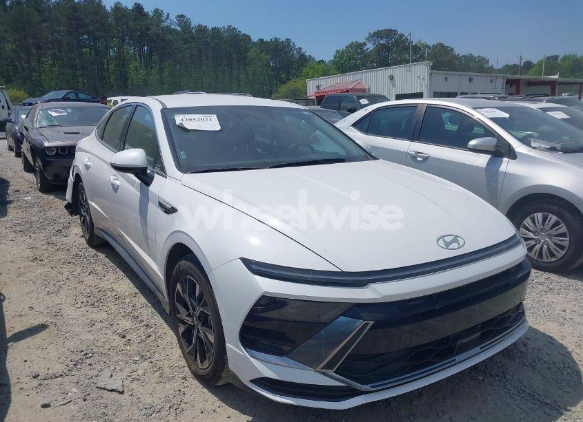 2025 Hyundai Sonata SEL (VIN KMHL64JA2SA464443) main photo