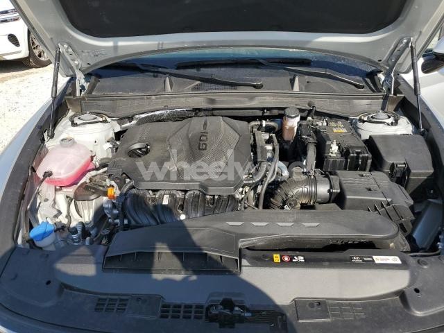 Photo 3 of 2025 HYUNDAI SONATA SEL (VIN KMHL64JA2SA474731)