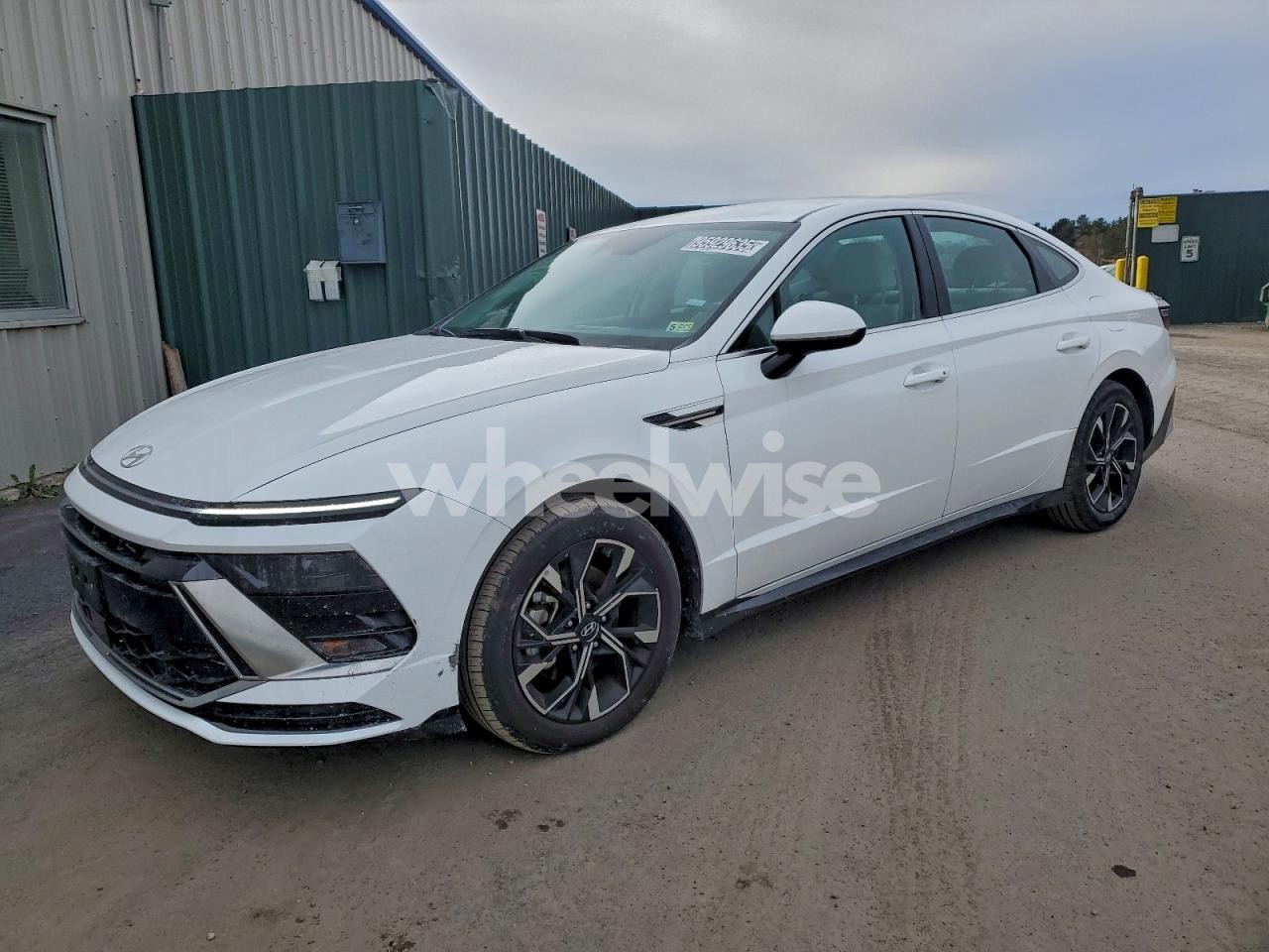 2024 HYUNDAI SONATA SEL (VIN KMHL64JA3RA391349) main photo