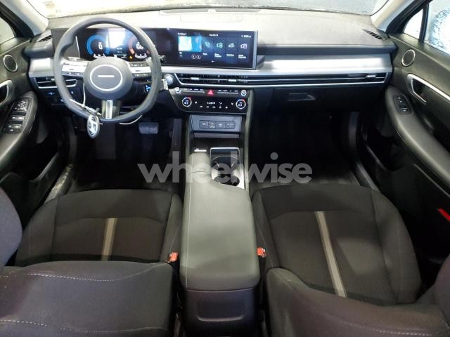 Photo 9 of 2025 HYUNDAI SONATA SEL (VIN KMHL64JA3SA447876)