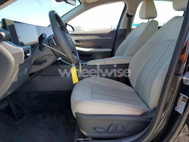 Photo 10 of 2025 HYUNDAI SONATA SEL (VIN KMHL64JA3SA448297)