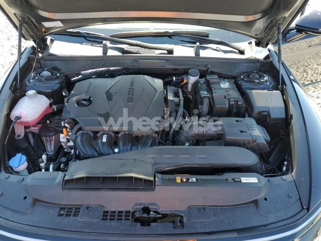 Photo 2 of 2025 HYUNDAI SONATA SEL (VIN KMHL64JA3SA448297)