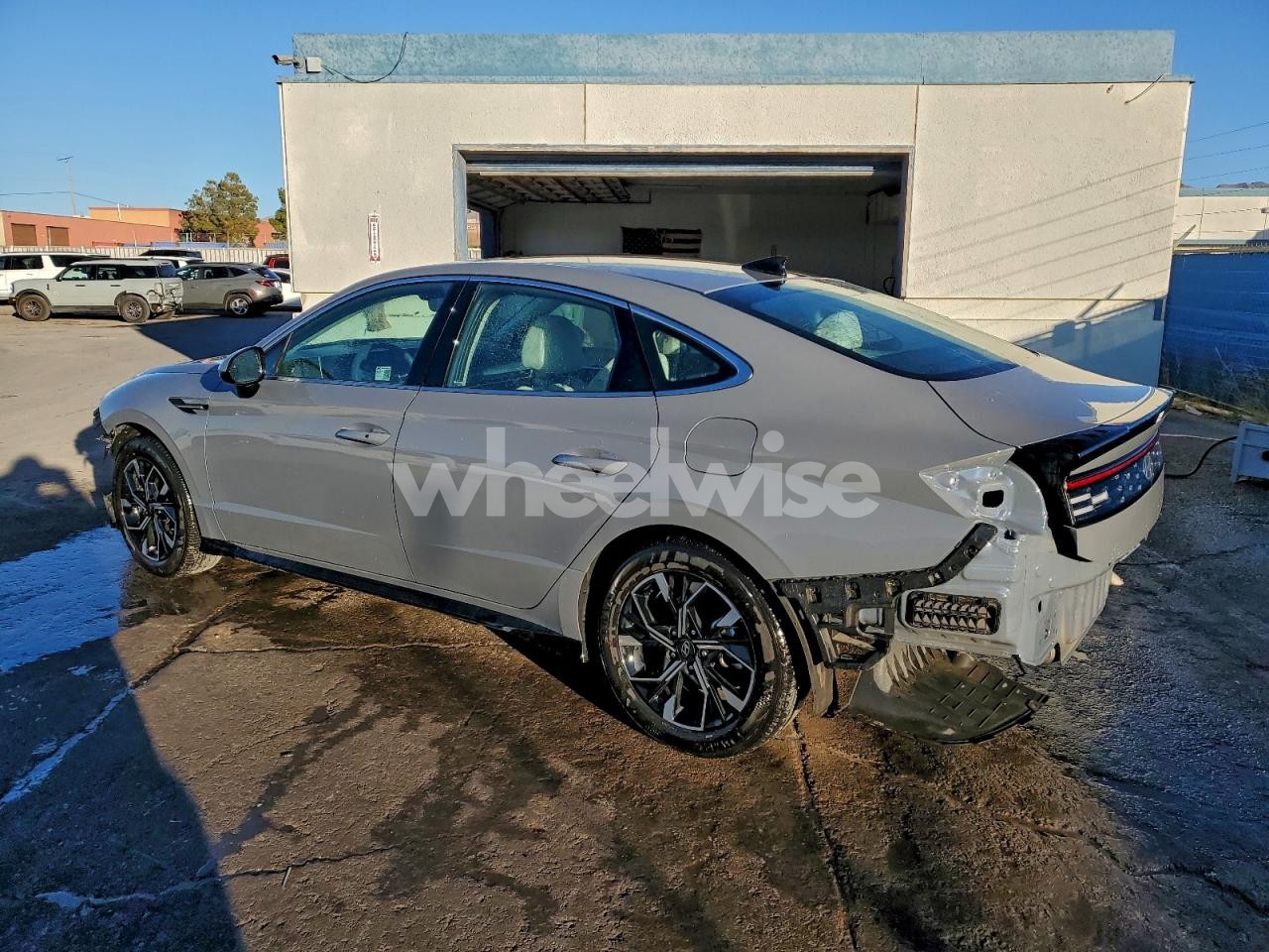 Photo 2 of 2025 HYUNDAI SONATA SEL (VIN KMHL64JA3SA471255)