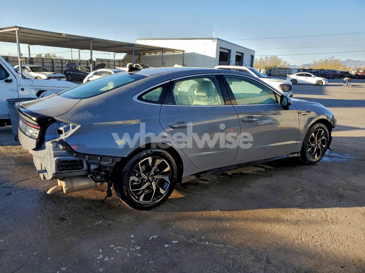 Photo 3 of 2025 HYUNDAI SONATA SEL (VIN KMHL64JA3SA471255)