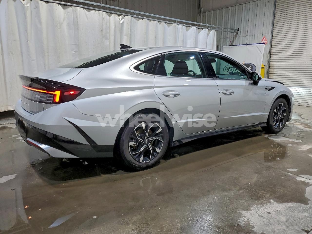 Photo 3 of 2025 HYUNDAI SONATA SEL (VIN KMHL64JA3SA495409)