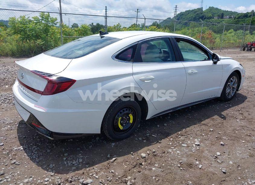 Photo 4 of 2023 Hyundai Sonata SEL (VIN KMHL64JA4PA250903)