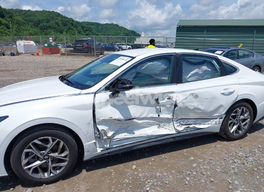 Photo 6 of 2023 Hyundai Sonata SEL (VIN KMHL64JA4PA250903)