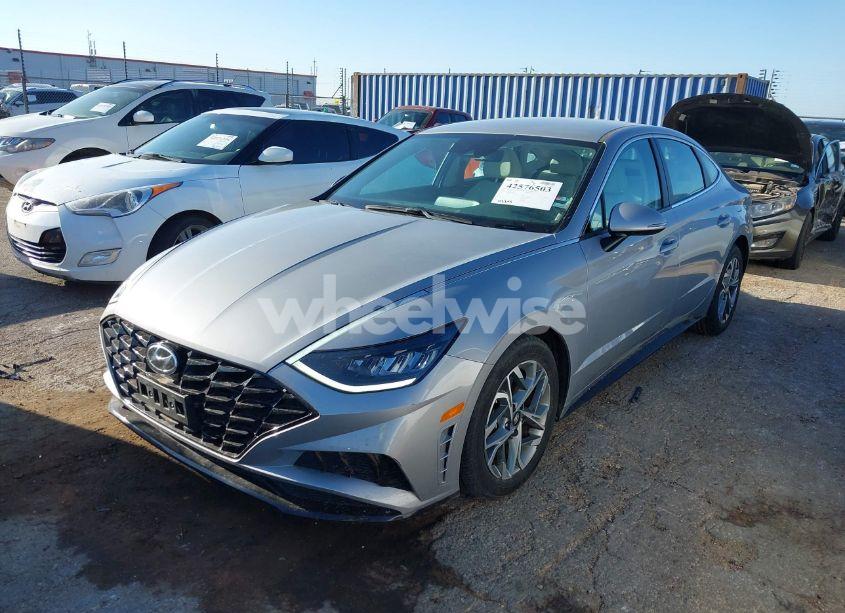 Photo 2 of 2023 Hyundai Sonata SEL (VIN KMHL64JA4PA288146)