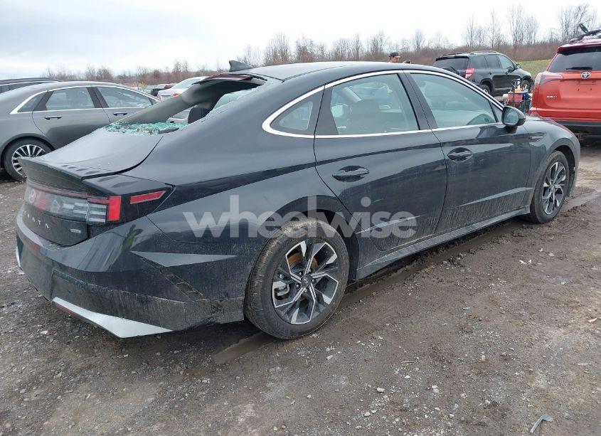 Photo 4 of 2025 Hyundai Sonata SEL (VIN KMHL64JA4SA431699)