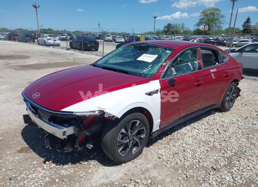 Photo 2 of 2025 Hyundai Sonata SEL (VIN KMHL64JA4SA451614)