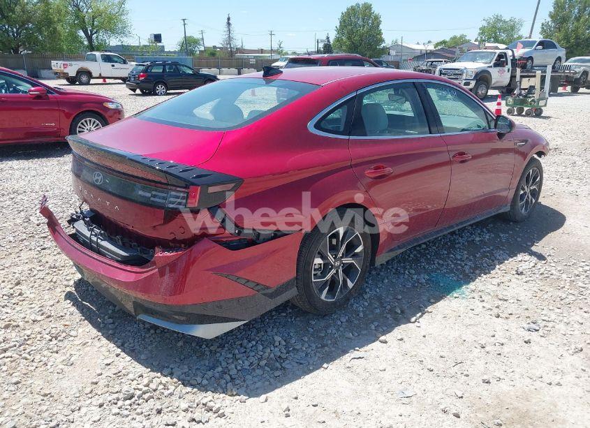 Photo 4 of 2025 Hyundai Sonata SEL (VIN KMHL64JA4SA451614)