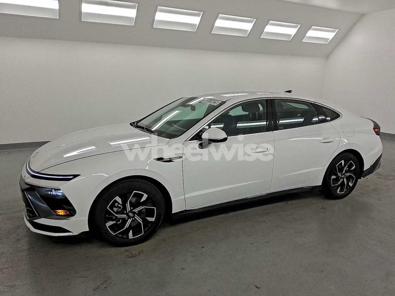 2025 HYUNDAI SONATA SEL (VIN KMHL64JA4SA454559) main photo