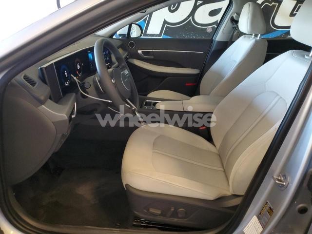 Photo 3 of 2025 HYUNDAI SONATA SEL (VIN KMHL64JA4SA486086)