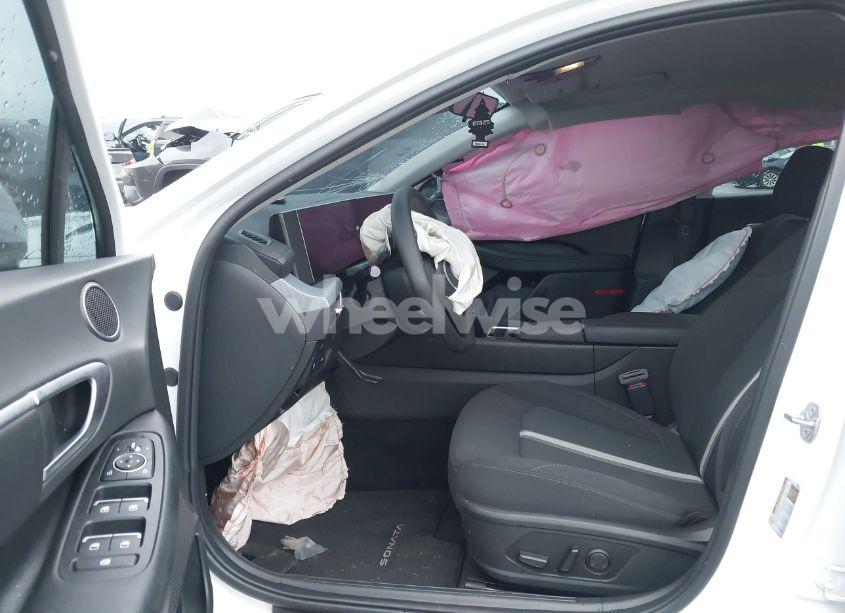 Photo 5 of 2024 Hyundai Sonata SEL (VIN KMHL64JA5RA370485)