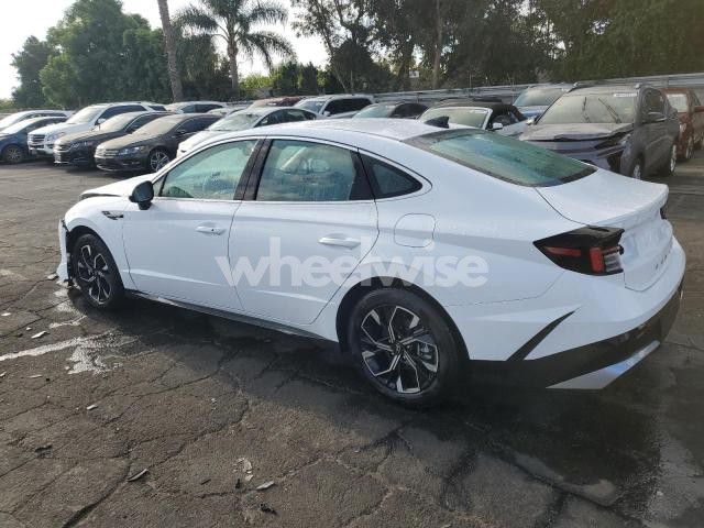 Photo 2 of 2025 HYUNDAI SONATA SEL (VIN KMHL64JA5SA474092)