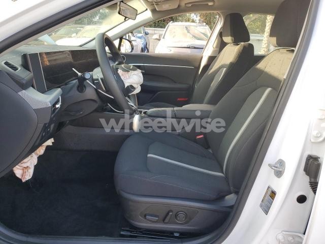 Photo 7 of 2025 HYUNDAI SONATA SEL (VIN KMHL64JA5SA474092)