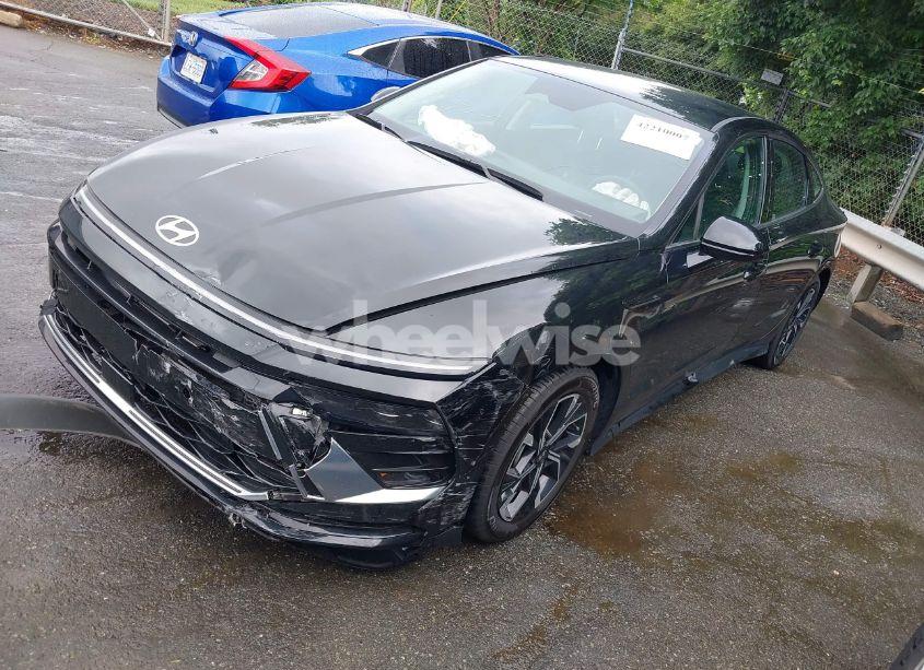 Photo 2 of 2024 Hyundai Sonata SEL (VIN KMHL64JA6RA364775)