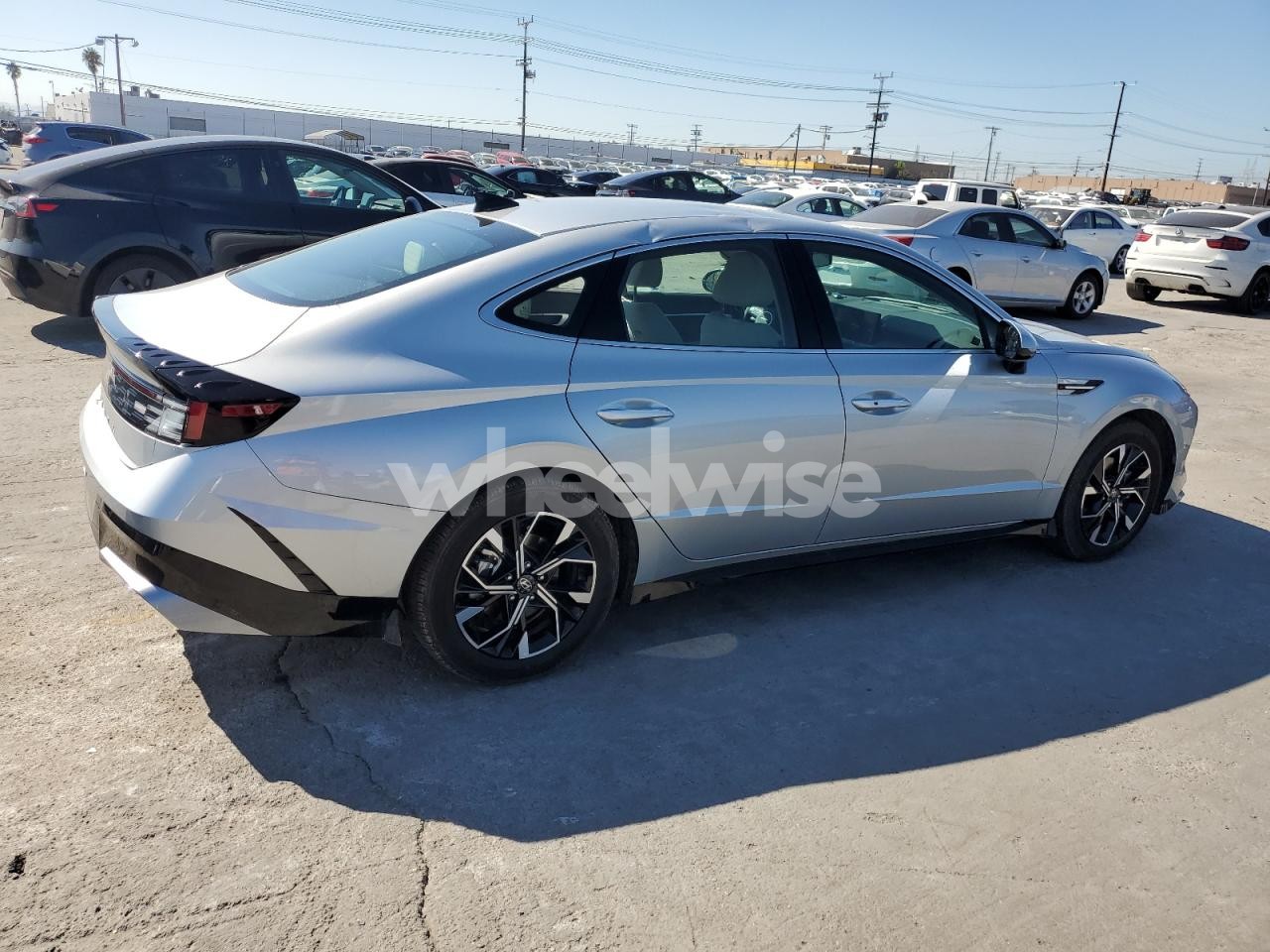 Photo 3 of 2025 HYUNDAI SONATA SEL (VIN KMHL64JA6SA514454)