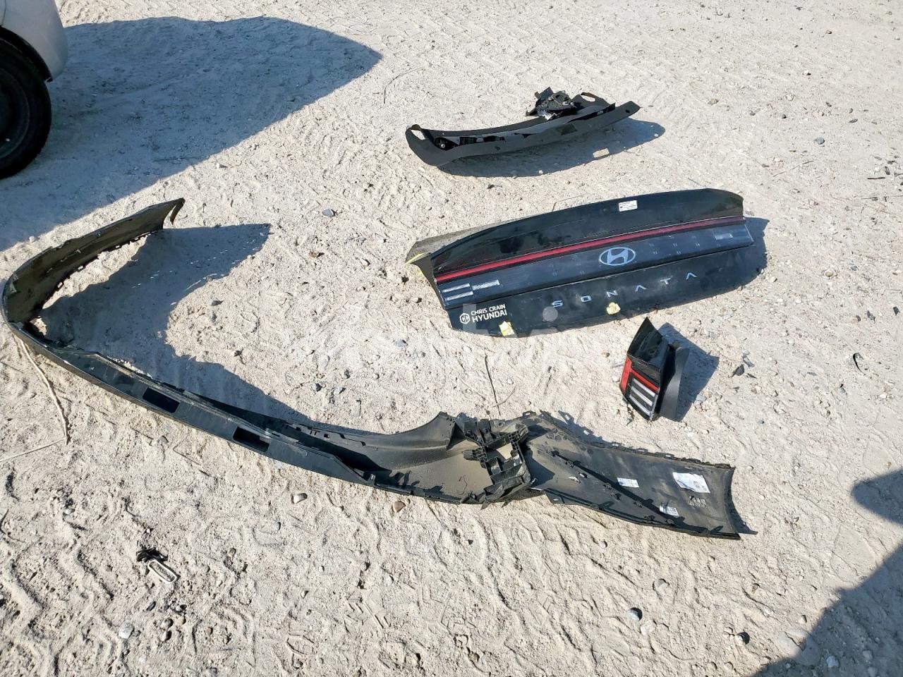 Photo 12 of 2024 HYUNDAI SONATA SEL (VIN KMHL64JA7RA385490)