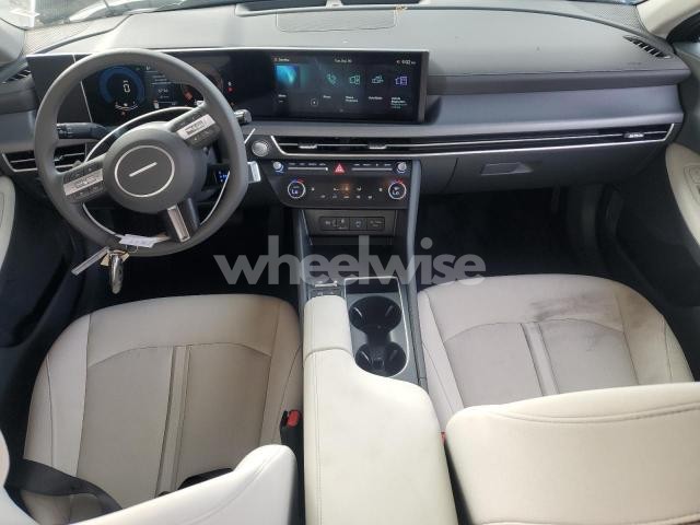Photo 9 of 2025 HYUNDAI SONATA SEL (VIN KMHL64JA7SA480315)