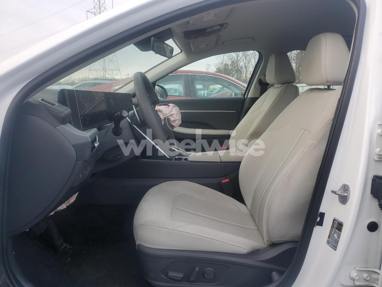 Photo 6 of 2024 HYUNDAI SONATA SEL (VIN KMHL64JA8RA412048)