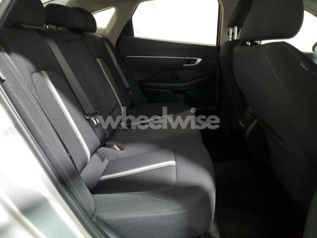 Photo 4 of 2025 HYUNDAI SONATA SEL (VIN KMHL64JA8SA498564)