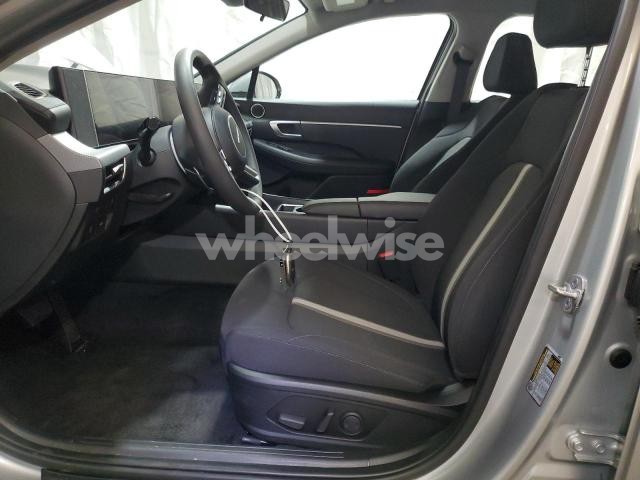 Photo 9 of 2025 HYUNDAI SONATA SEL (VIN KMHL64JA8SA498564)