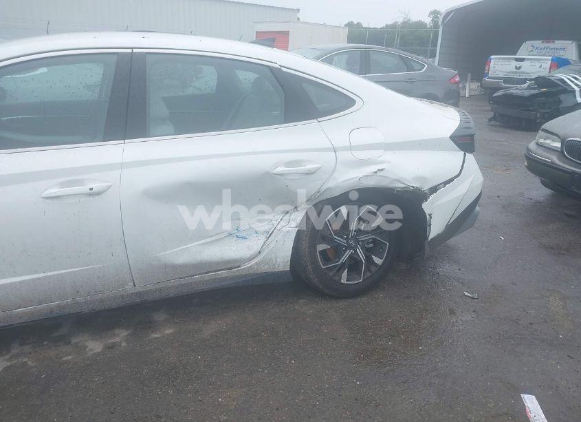 Photo 6 of 2024 Hyundai Sonata SEL (VIN KMHL64JA9RA373003)