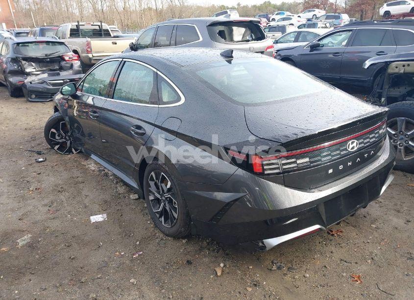 Photo 3 of 2024 Hyundai Sonata SEL (VIN KMHL64JA9RA381814)