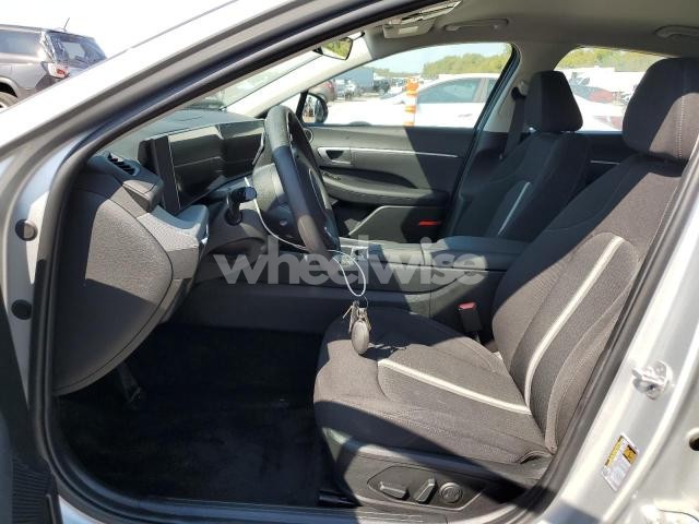 Photo 11 of 2025 HYUNDAI SONATA SEL (VIN KMHL64JA9SA450782)