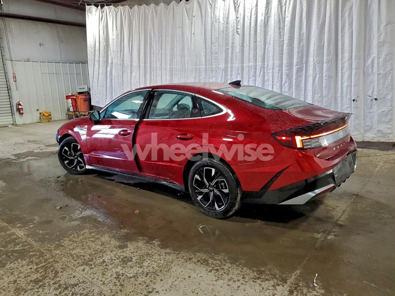 Photo 2 of 2025 HYUNDAI SONATA SEL (VIN KMHL64JA9SA462236)