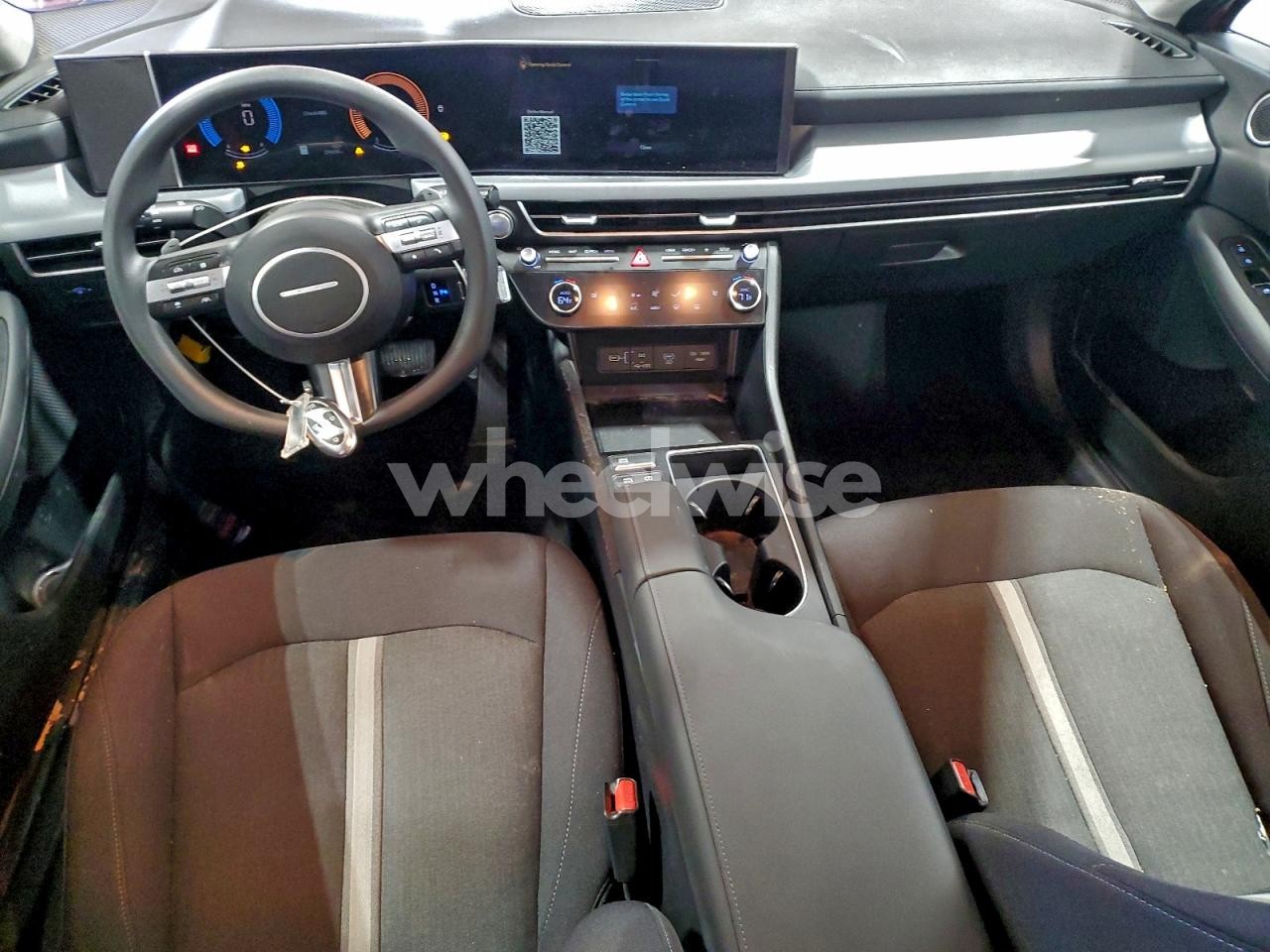 Photo 8 of 2025 HYUNDAI SONATA SEL (VIN KMHL64JA9SA462236)