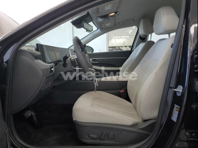 2025 HYUNDAI SONATA SEL (VIN KMHL64JA9SA463838) main photo