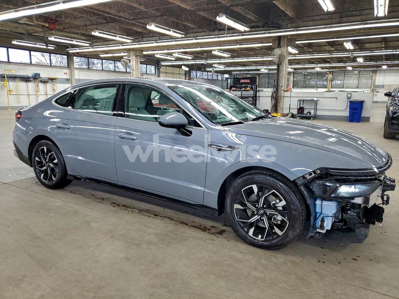 Photo 4 of 2025 HYUNDAI SONATA SEL (VIN KMHL64JA9SA507014)