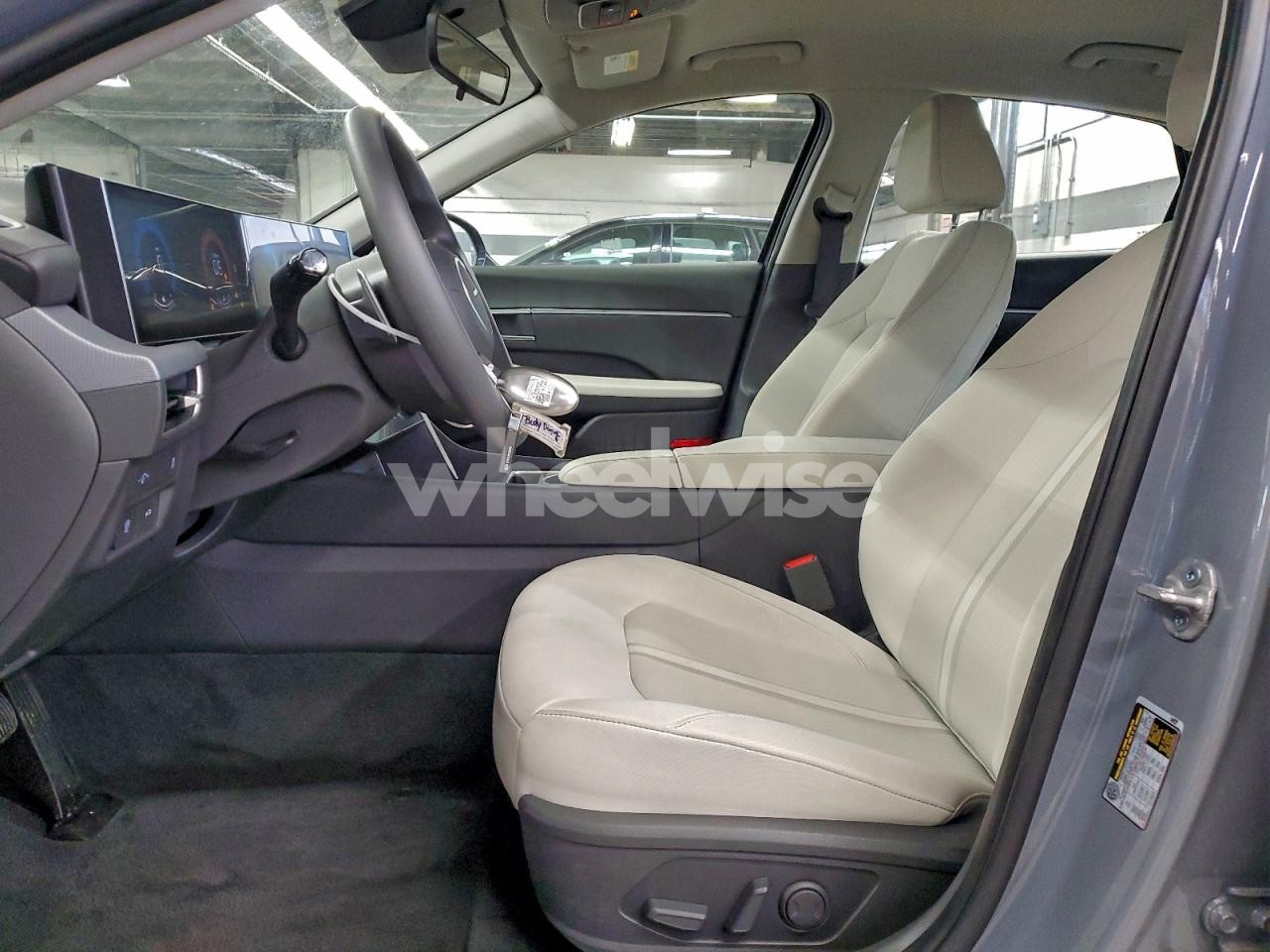 Photo 7 of 2025 HYUNDAI SONATA SEL (VIN KMHL64JA9SA507014)