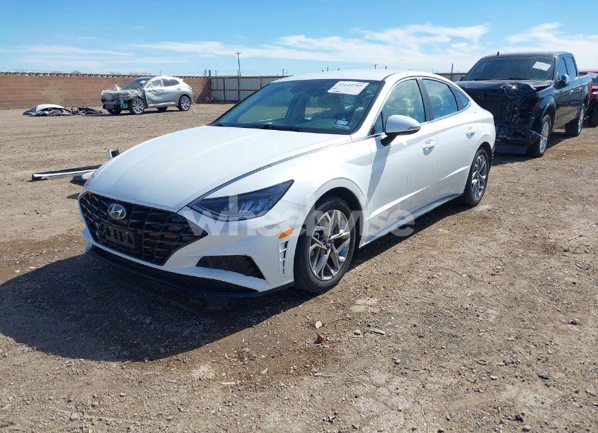 Photo 2 of 2021 Hyundai Sonata SEL (VIN KMHL64JAXMA161106)
