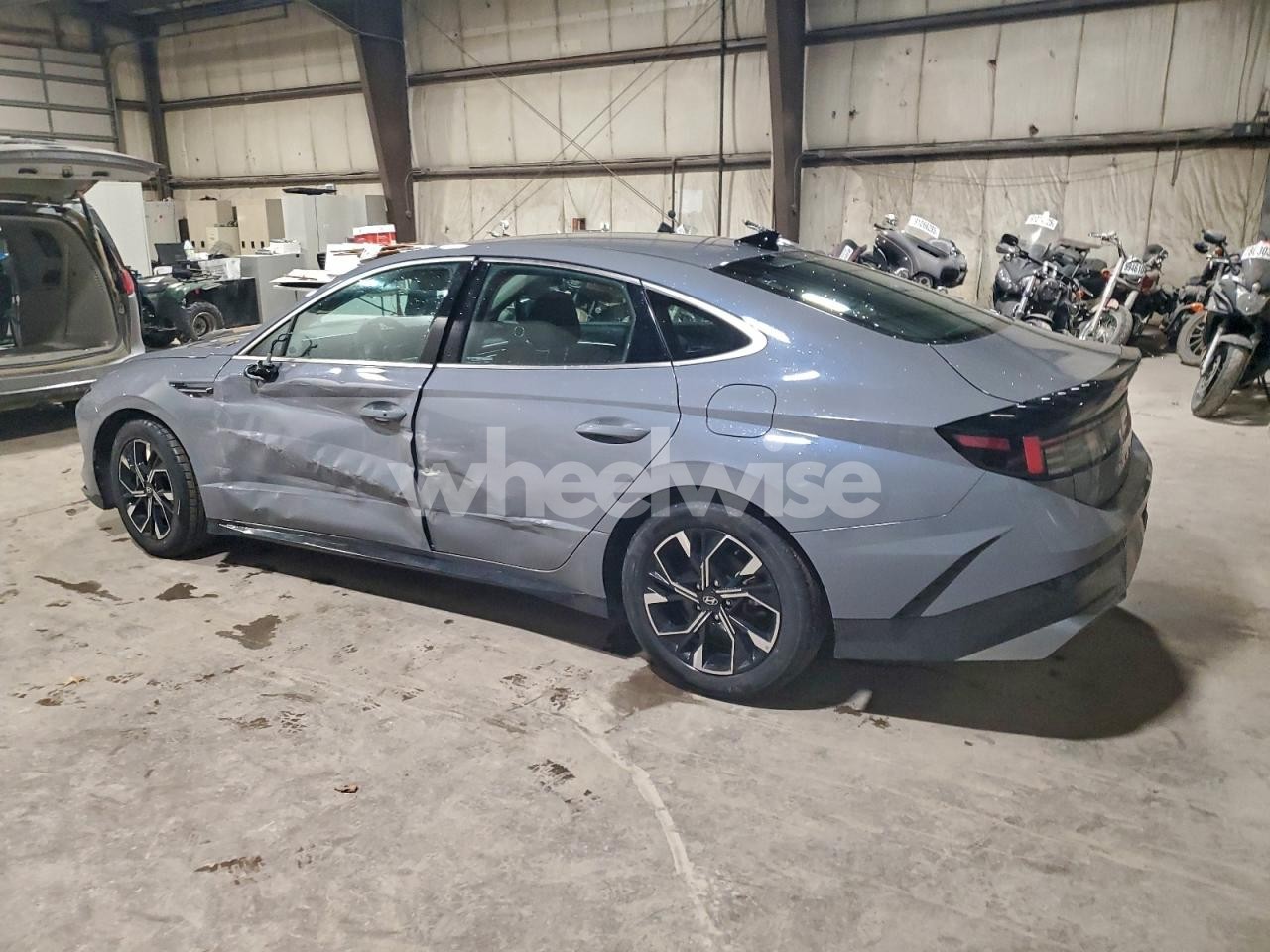 Photo 2 of 2024 HYUNDAI SONATA SEL (VIN KMHL64JAXRA391641)