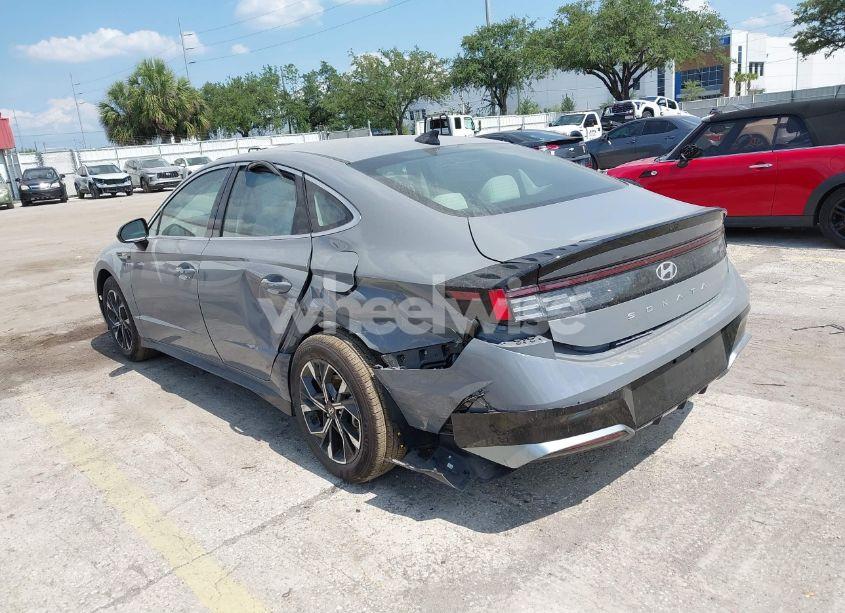 Photo 3 of 2025 Hyundai Sonata SEL (VIN KMHL64JAXSA452394)