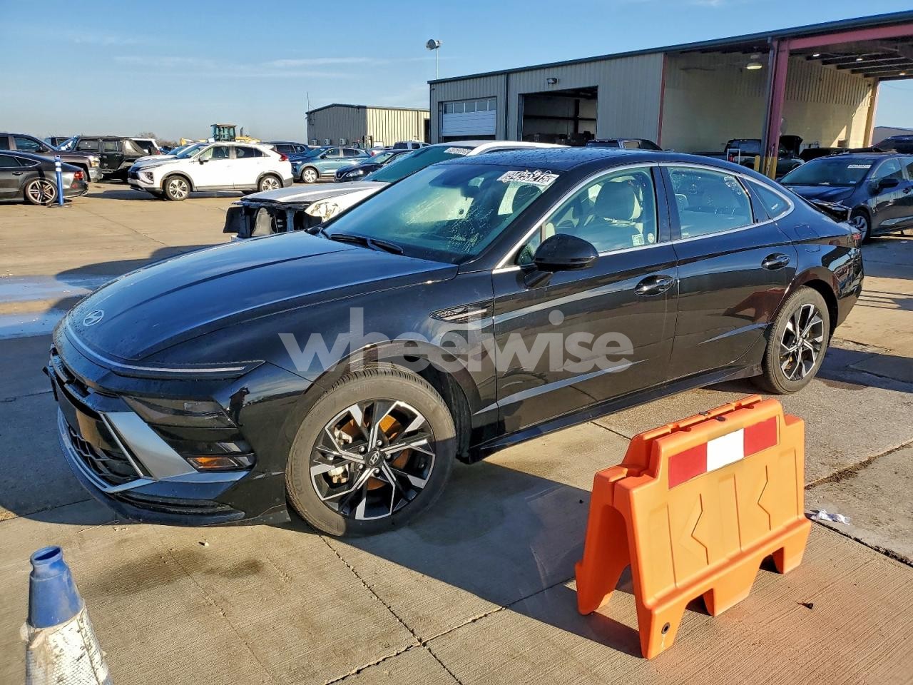 2025 HYUNDAI SONATA SEL (VIN KMHL64JAXSA457658) main photo