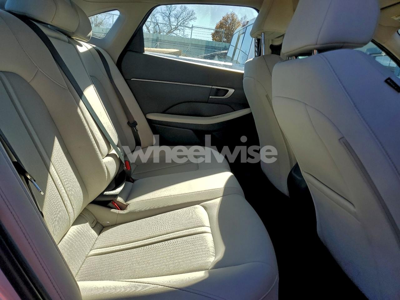 Photo 10 of 2025 HYUNDAI SONATA SEL (VIN KMHL64JAXSA471799)