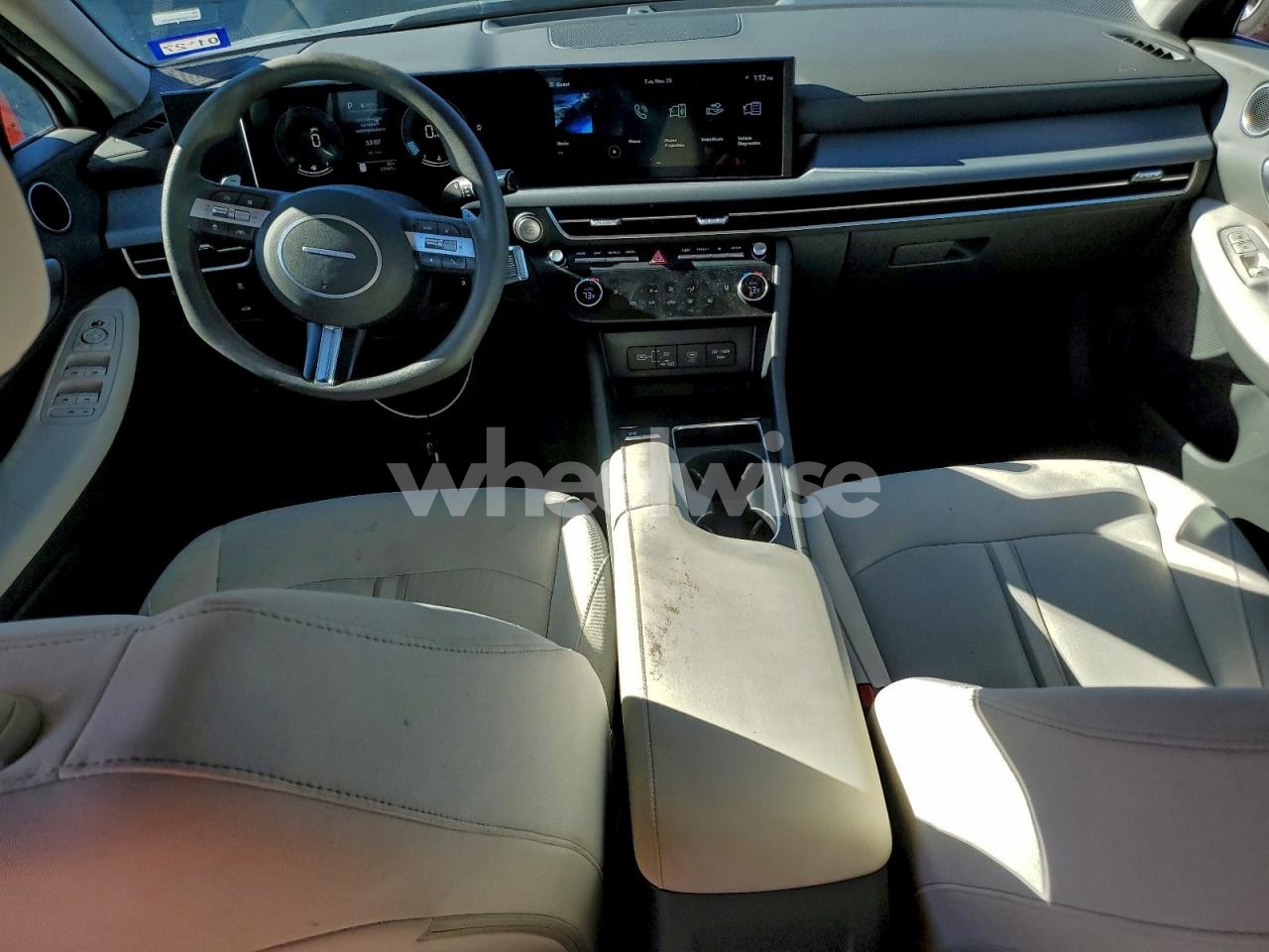 Photo 8 of 2025 HYUNDAI SONATA SEL (VIN KMHL64JAXSA471799)