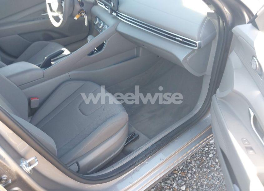 Photo 5 of 2023 Hyundai Elantra SE (VIN KMHLL4AG3PU540268)