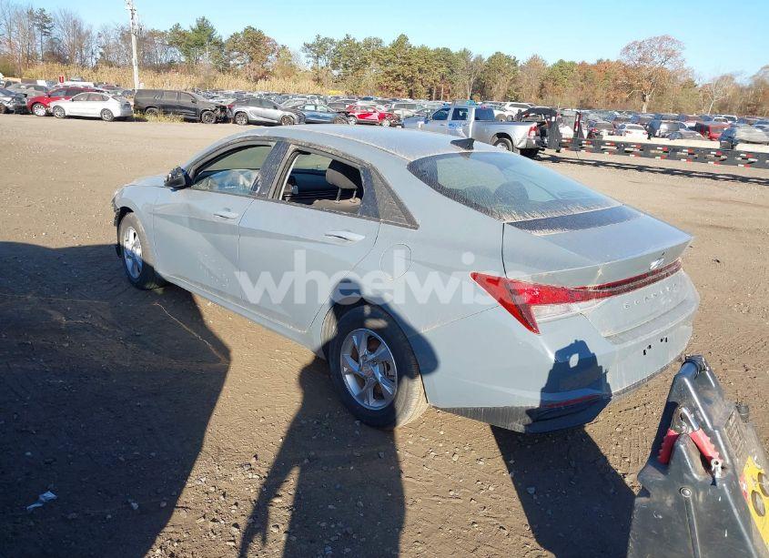 Photo 3 of 2021 Hyundai Elantra SE (VIN KMHLL4AG5MU180481)