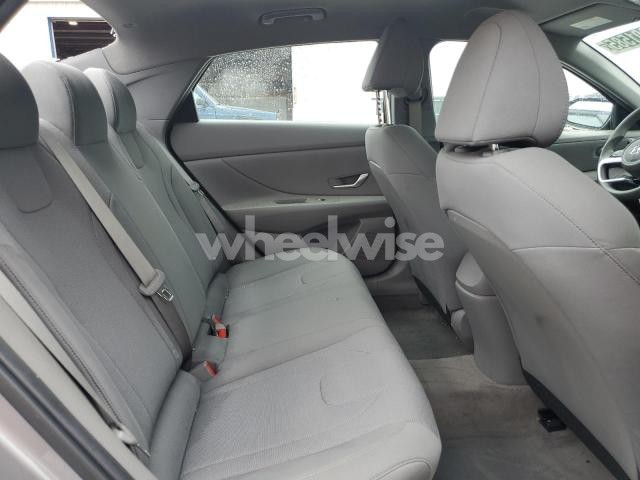 Photo 2 of 2023 HYUNDAI ELANTRA SE (VIN KMHLL4AG5PU577712)