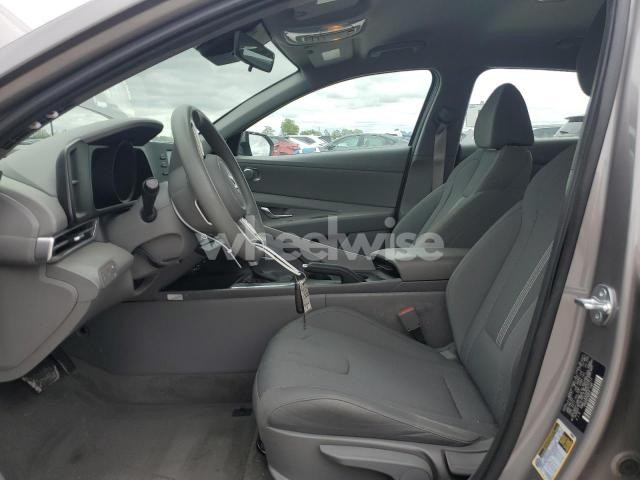 Photo 7 of 2023 HYUNDAI ELANTRA SE (VIN KMHLL4AG5PU577712)