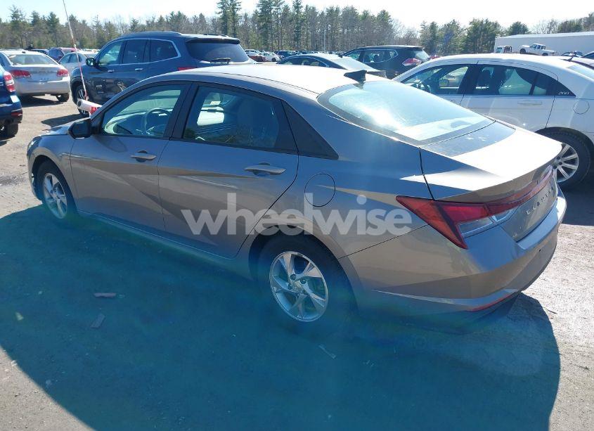 Photo 3 of 2021 Hyundai Elantra SE (VIN KMHLL4AG8MU181236)